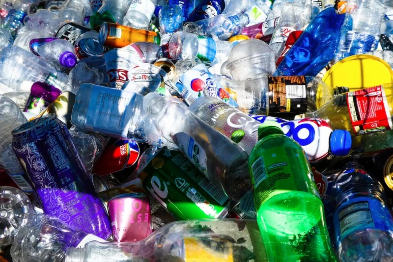 Każdy mieszkaniec UE produkuje rocznie 35 kg odpadów z plastiku
